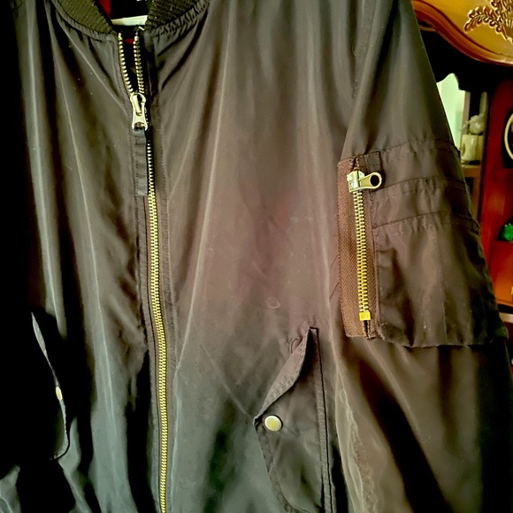 G-Style black bomber jacket…no damage at all..in great shape - Picture 3 of 6
